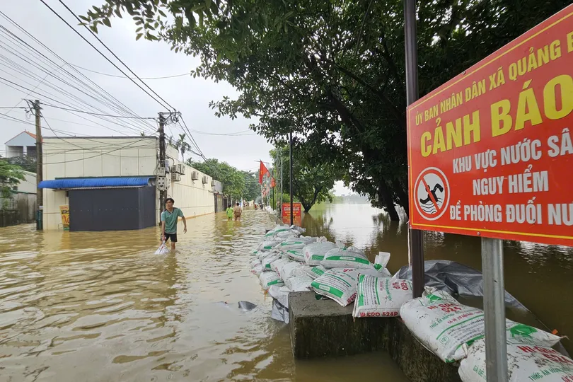 Nước sông Bùi dâng cao, gây ngập sâu một xã ở Hà Nội trong nhiều ngày