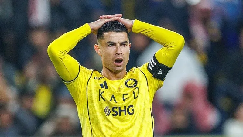 Chấn thương gân kheo của Cristiano Ronaldo nghiêm trọng hơn dự kiến ban đầu.