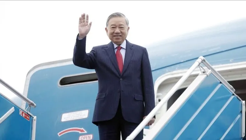 Tổng Bí thư Tô Lâm rời Hà Nội, lên đường tham dự cuộc họp khai mạc Hội đồng Hòa bình về Gaza. Ảnh: TTXVN