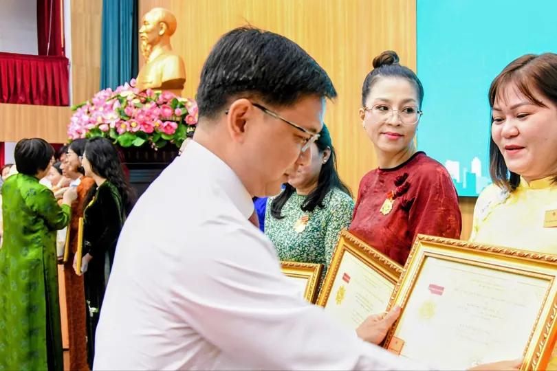 TPHCM khen thưởng nhiều tập thể, cá nhân xuất sắc tại phường An Đông