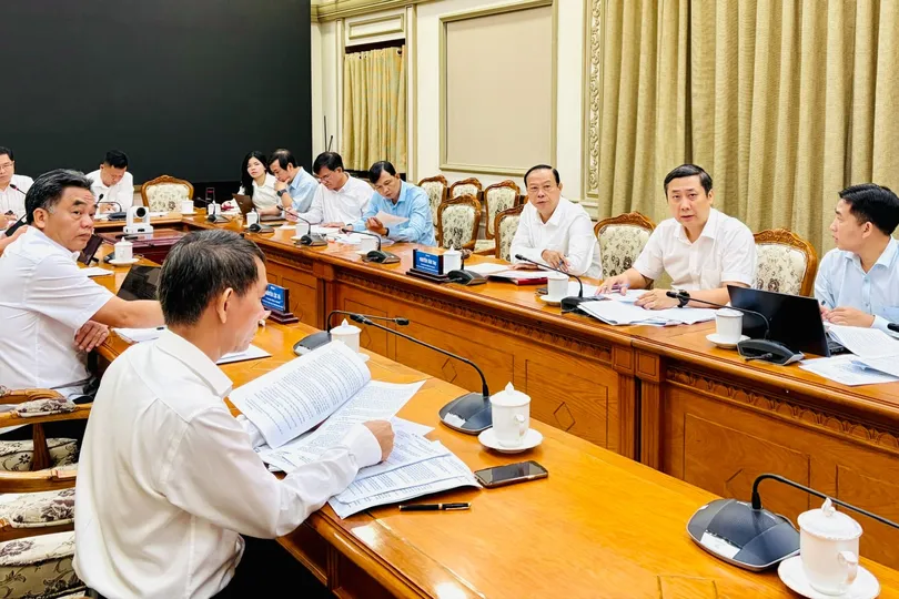 Phó Chủ tịch Thường trực HĐND TPHCM Nguyễn Văn Thọ chủ trì buổi làm việc