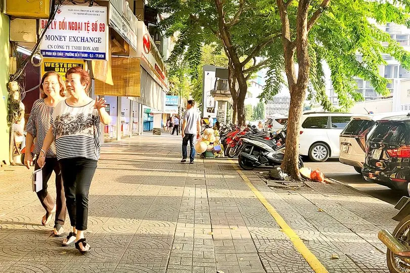 Phó chủ tịch UBND TPHCM Bùi Xuân Cường chủ trì hội nghị. Ảnh: THANH HIỀN