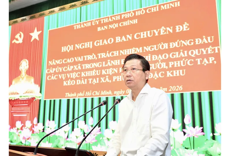 Trưởng Ban Nội chính Thành ủy TPHCM Trần Văn Tuấn phát biểu kết luận hội nghị