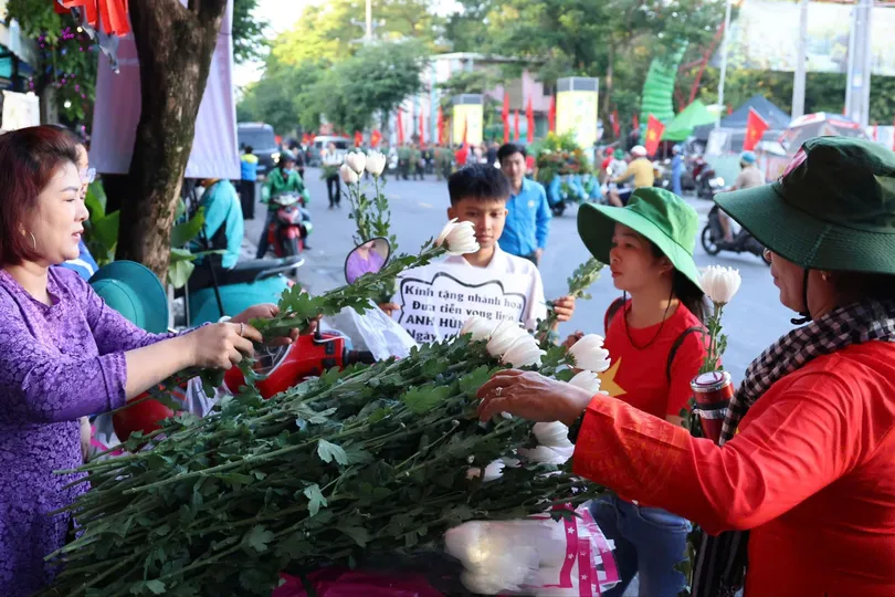 Buổi sớm đặc biệt ở Công viên Lê Thị Riêng