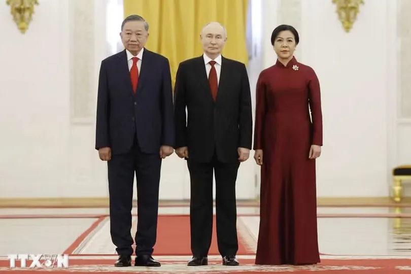 Tổng thống Liên bang Nga Vladimir Putin chủ trì Lễ đón Tổng Bí thư, Chủ tịch nước Tô Lâm