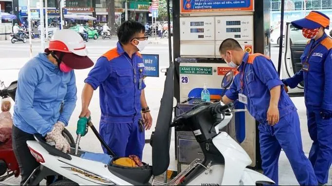 Không để thiếu xăng dầu tại TPHCM, Đồng Nai dịp tết