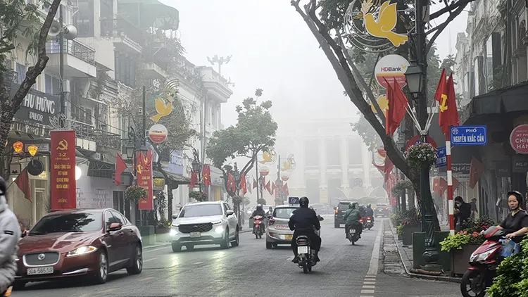 Bắc bộ sáng sớm có sương mù, Nam bộ nắng nóng cục bộ