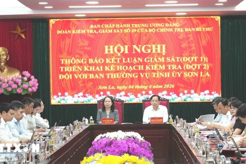 Đoàn của Bộ Chính trị, Ban Bí thư làm việc với Ban Thường vụ Tỉnh ủy Sơn La