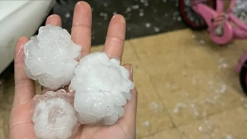 Mưa đá ở Lào Cai, Quảng Ngãi