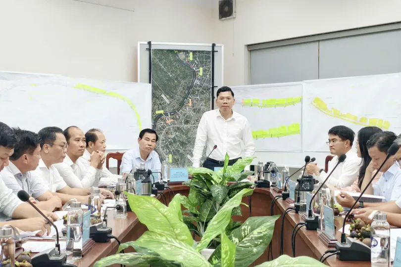 Khẩn trương tháo gỡ vướng mắc dự án đường ven sông Sài Gòn