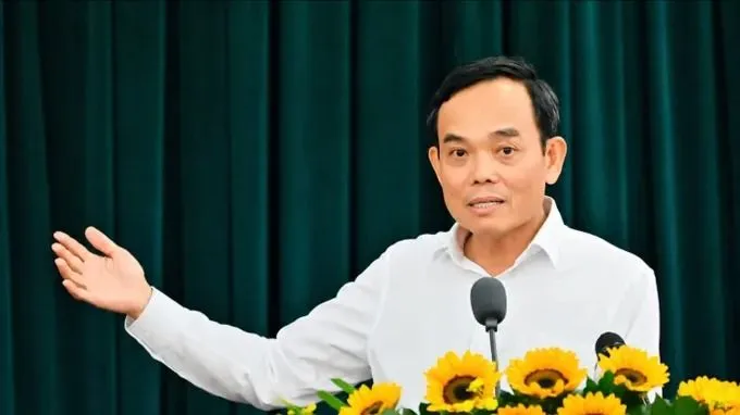 Bí thư Thành ủy TPHCM Trần Lưu Quang kết luận, chỉ đạo tiếp tục rà soát, sắp xếp, bố trí đội ngũ cán bộ
