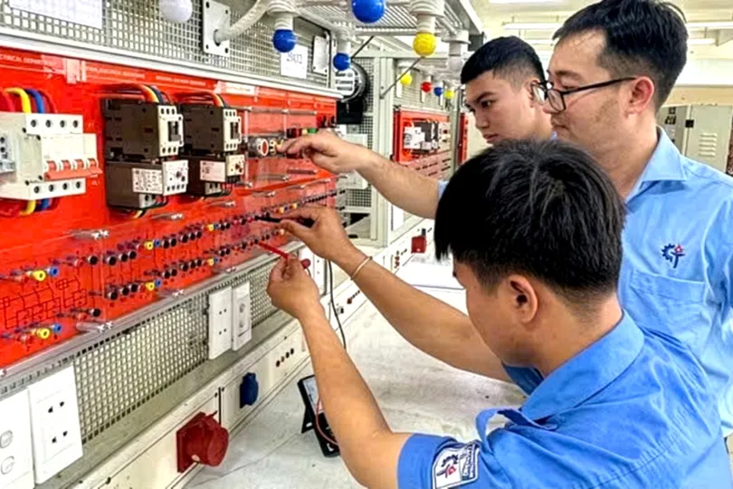 Đón đầu cuộc đua nhân lực số