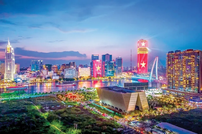 Ánh sáng độc lập soi đường cho khát vọng tự cường