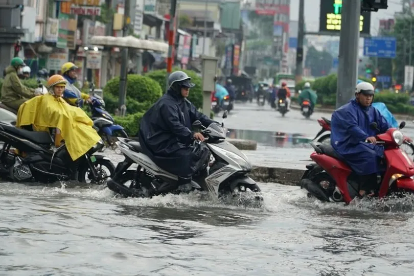 Hôm nay 23-9, dự báo Nam bộ mưa lớn, TPHCM có nguy cơ ngập