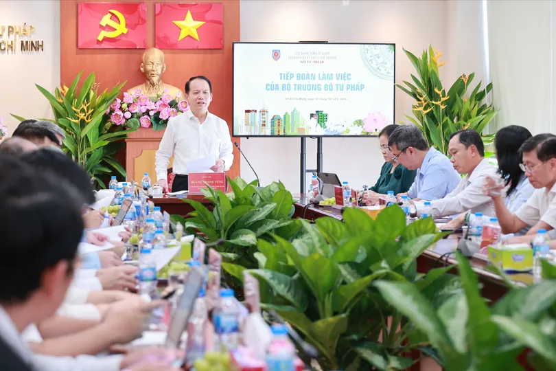 TPHCM kiến nghị gỡ vướng về thủ tục hộ tịch, quốc tịch, đấu giá tài sản