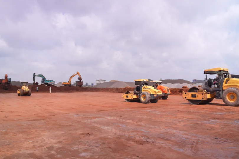 Tất bật thi công dự án sân bay Long Thành