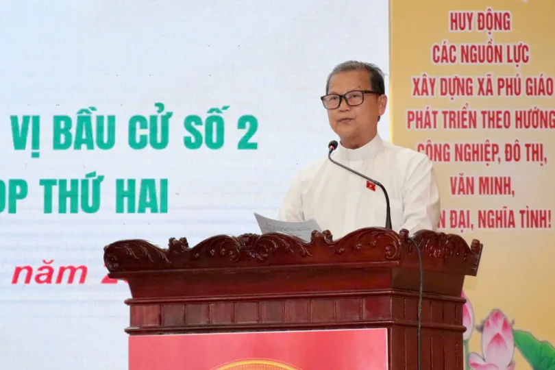 Đại biểu Quốc hội TPHCM (đơn vị số 2) tiếp xúc cử tri tại xã Phú Giáo