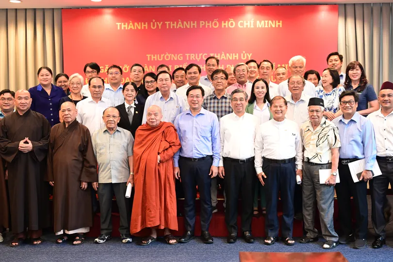 Thường trực Thành ủy TPHCM gặp gỡ đoàn đại biểu TPHCM dự Đại hội đại biểu toàn quốc MTTQ Việt Nam lần thứ XI
