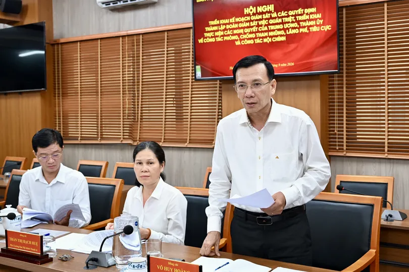 Giám sát công tác phòng chống tham nhũng, lãng phí và công tác nội chính 2 phường, xã