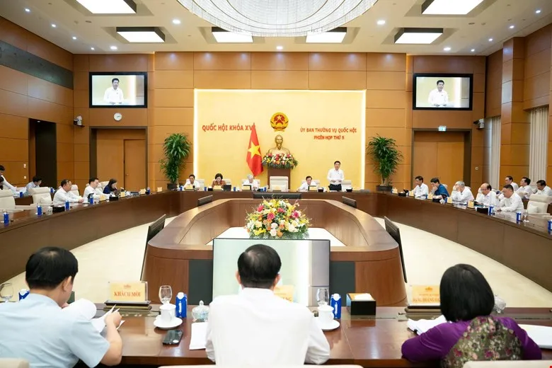 Phiên họp thứ 5 của Ủy ban Thường vụ Quốc hội. Ảnh: Cổng thông tin điện tử Quốc hội