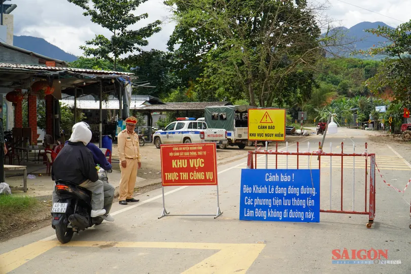 Cho phép tất cả phương tiện lưu thông qua đèo Khánh Lê