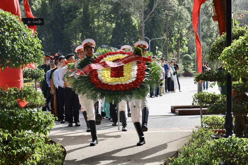 Lãnh đạo TPHCM dự lễ giỗ lần thứ 74 nữ Anh hùng Võ Thị Sáu
