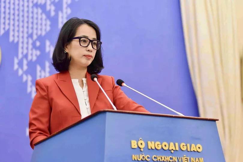 Người phát ngôn Phạm Thu Hằng