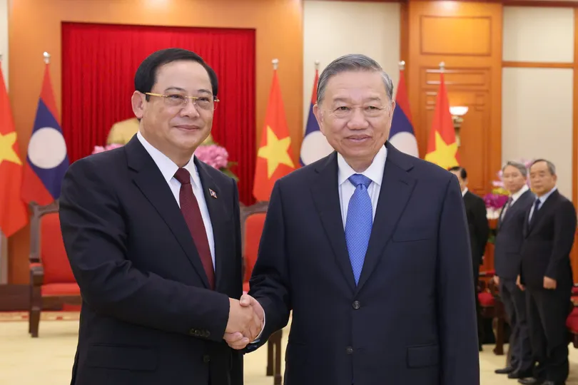 Tổng Bí thư, Chủ tịch nước Tô Lâm tiếp Thủ tướng Lào Sonexay Siphandone. Ảnh: QUANG PHÚC