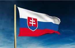 Quốc kỳ Cộng hòa Slovakia. Ảnh: TTXVN