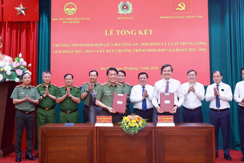 Gắn nghiên cứu lý luận với bảo vệ an ninh quốc gia, bảo đảm trật tự xã hội