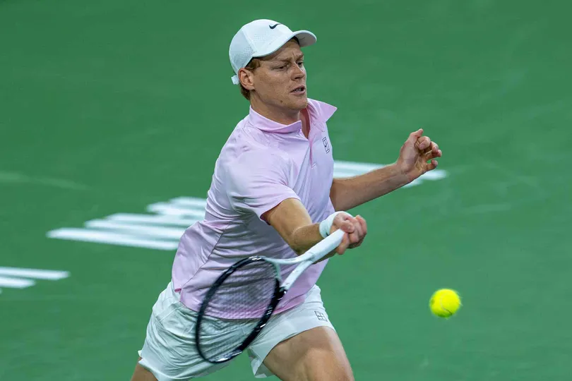 Sinner thắng áp đảo trận mở màn