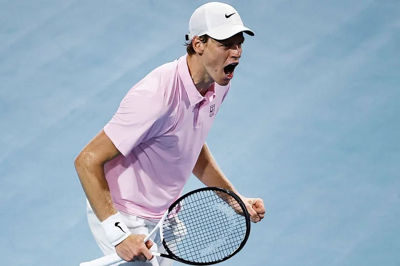 Sinner lọt vào chung kết