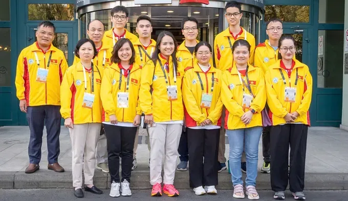 Tuyển cờ vua Việt Nam từng tham dự Olympiad 2024 tại Hungary. Ảnh: MINH MINH