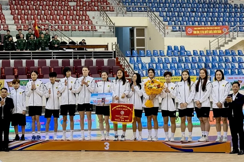 Đội VTV Bình Điền Long An từng giành vị trí hạng 3 tại Cúp Hoa Lư-Bình Điền năm 2025. Ảnh: MINH CHIẾN