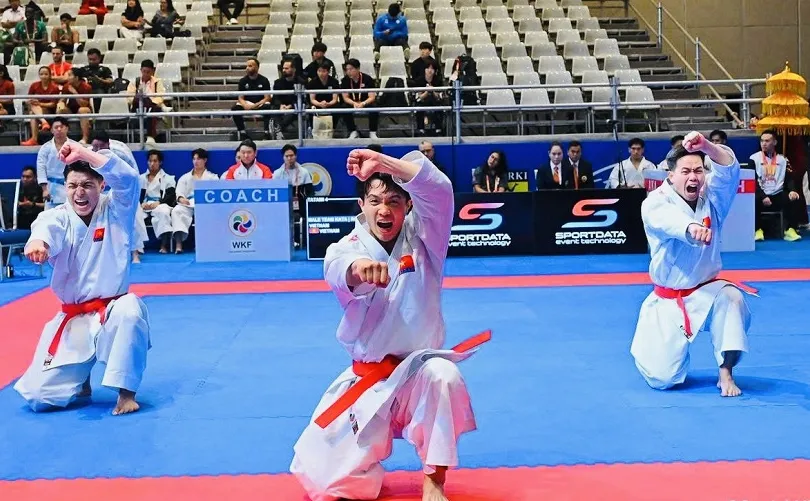Đội kata đồng đội nam của tuyển karate Việt Nam sẽ tiếp tục tập trung chuyên môn chuẩn bị cho ASIAD 20. Ảnh: AKF
