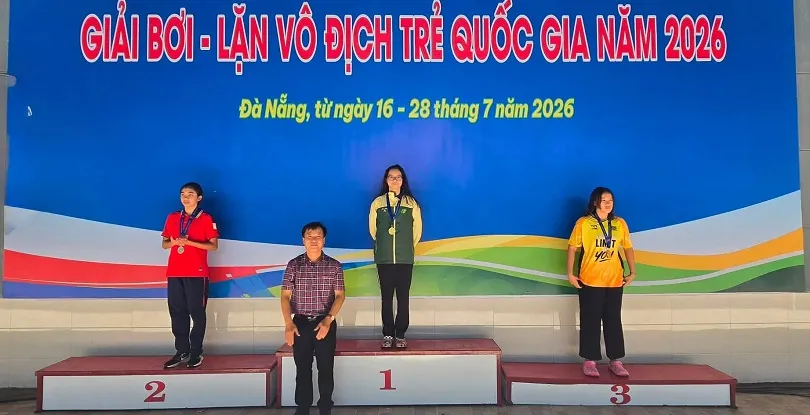 VĐV bơi trẻ của TPHCM đang thi đấu ấn tượng tại thành phố Đà Nẵng. Ảnh: HCMSWIMMING