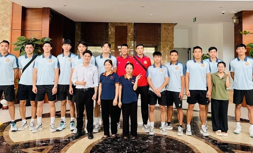 Đội bóng chuyền nam Công an TPHCM đã có mặt tại Hà Nội chuẩn bị cho giải đấu. Ảnh: CA TPHCM