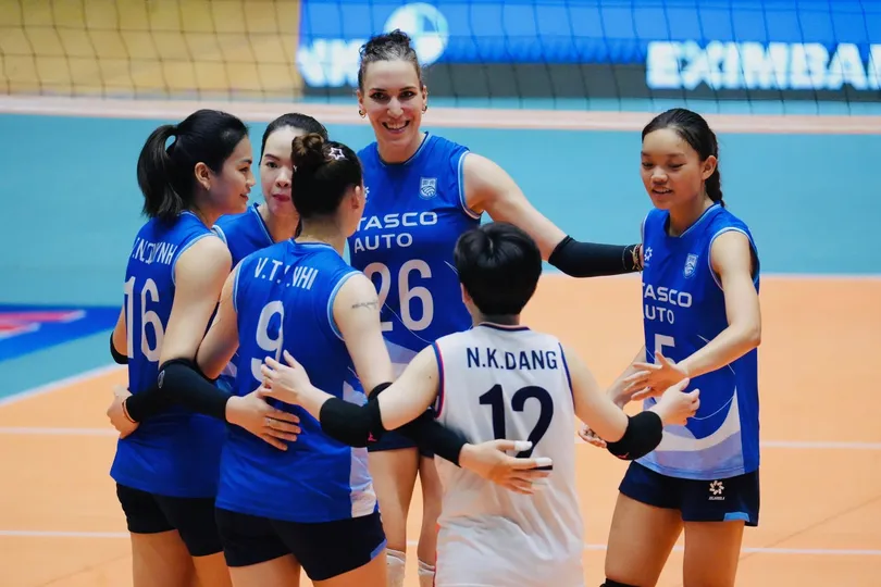 Đội nữ Hà Nội đã chiếm ưu thế vượt trội tại vòng 1 khi có ngoại binh tốt trong đội hình. Ảnh: VFV