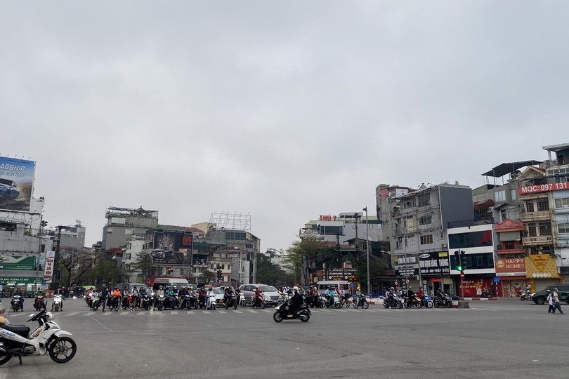 Northern, Central regions swelter ahead of incoming cold front