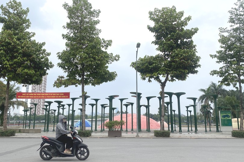 Northern regions stay cool for holiday, Southern heatwave continues