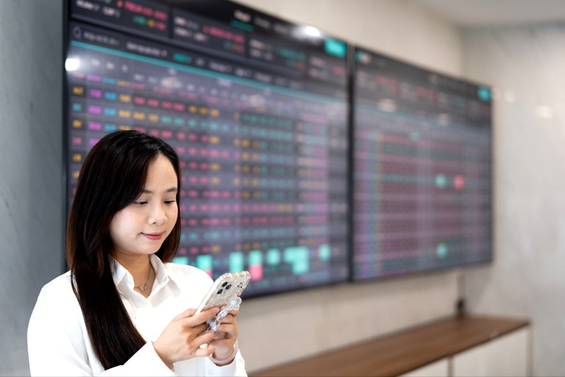 VN-Index targets 1,890, 1,945 as upgrade optimism builds