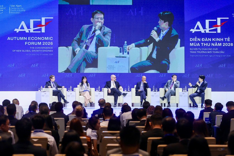 Experts discuss ways to attract global capital to VIFC