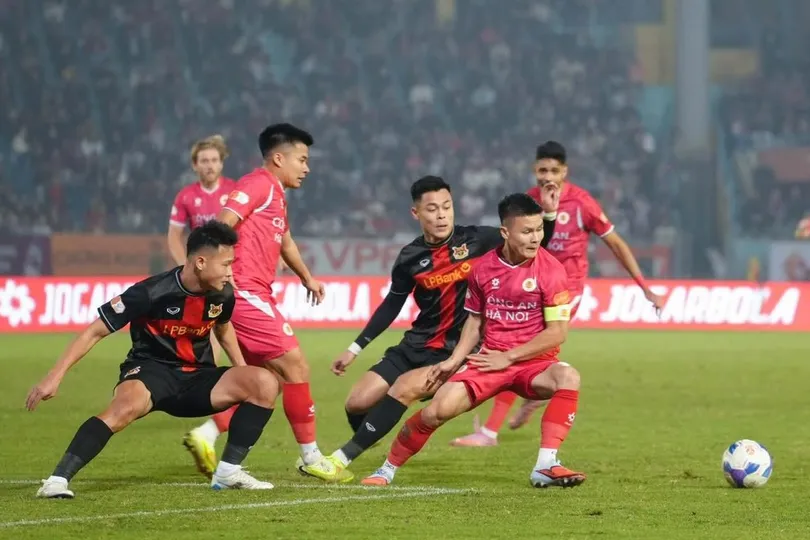 Công an Hà Nội vẫn ra sân ở đấu trường châu Á vào ngày mùng 2 Tết. Ảnh: CAHNFC