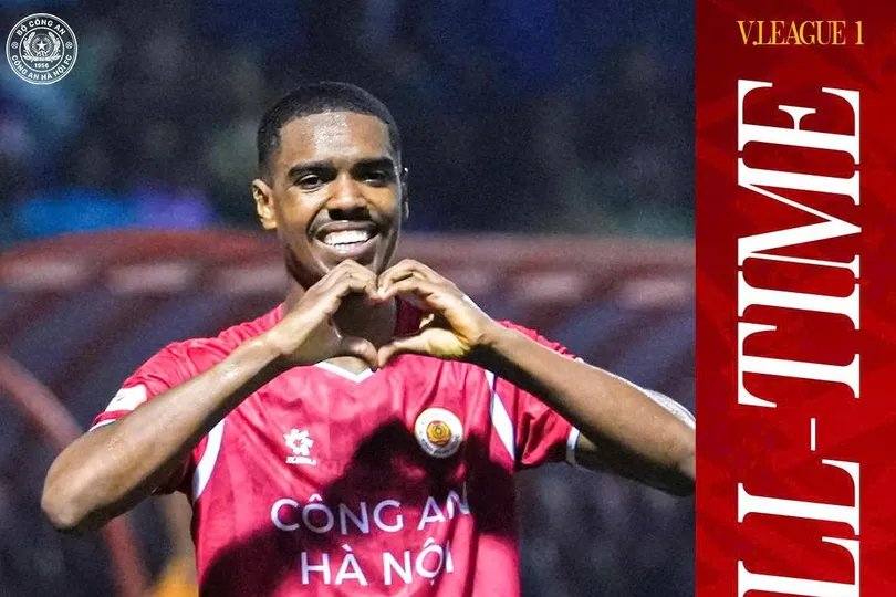 Sebastiao tỏa sáng với cú đúp cho CAHN. Ảnh: CAHN FC