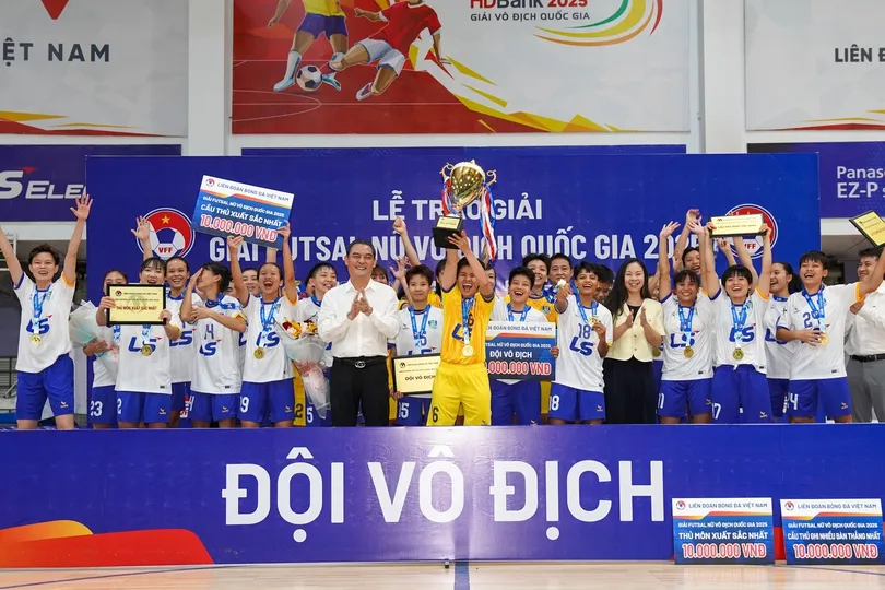 CLB futsal nữ Thái Sơn Nam đang có 4 lần liên tiếp VĐQG và là nòng cốt của đội tuyển futsal nữ Việt Nam.