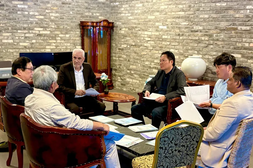 TS Võ Danh Hải (thứ ba từ bên phải) tại buổi họp.