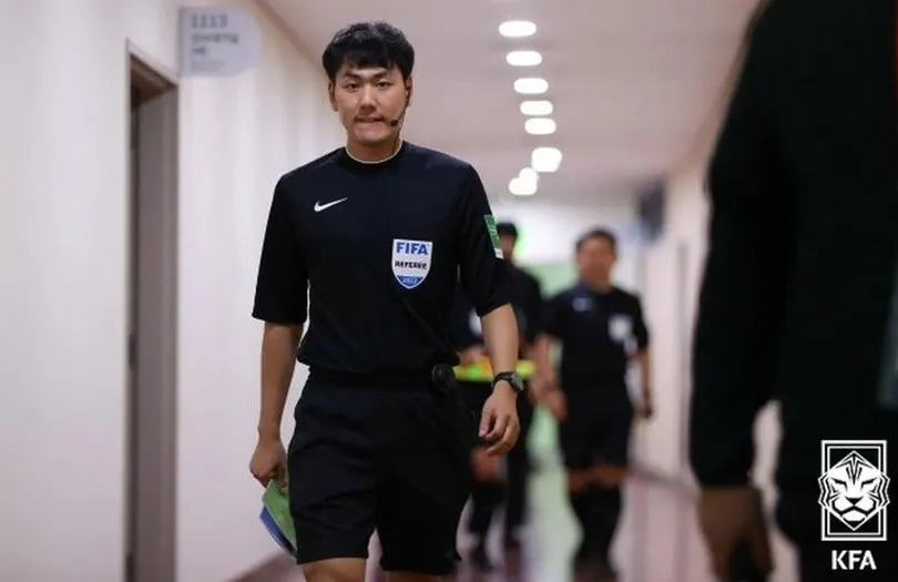 Trọng tài Choi Hyun-jai. Ảnh: KFA