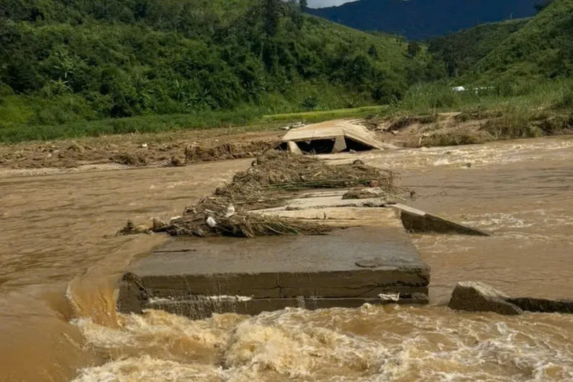 Quảng Ngãi: 350 hộ dân mong mỏi cây cầu kiên cố qua sông Pô Kô