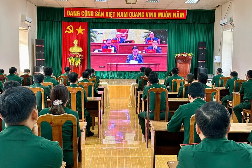 Cán bộ, đảng viên, người dân TPHCM hướng về Đại hội XIV của Đảng