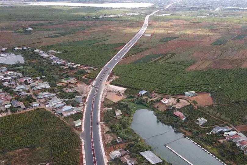 Gia Lai: Tuyến đường 1.325 tỷ đồng cơ bản hoàn thành, phục vụ người dân đi lại dịp tết
